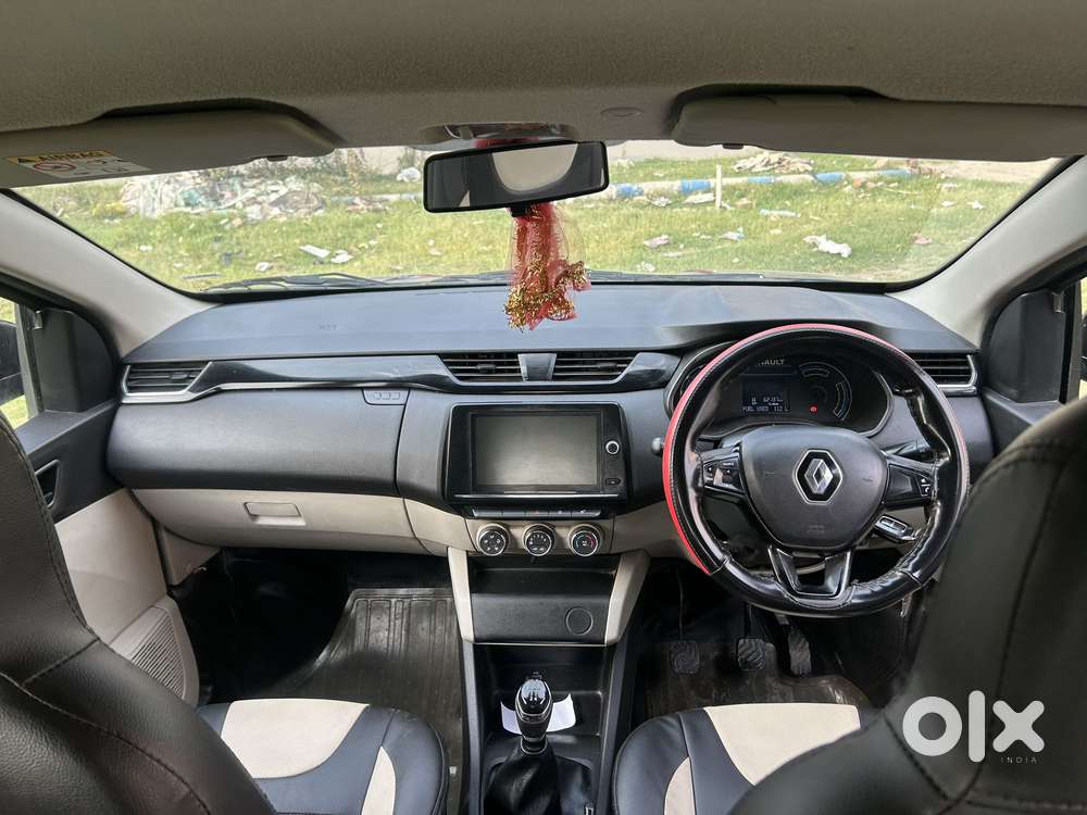 Renault Triber Rxt, 2024, Petrol