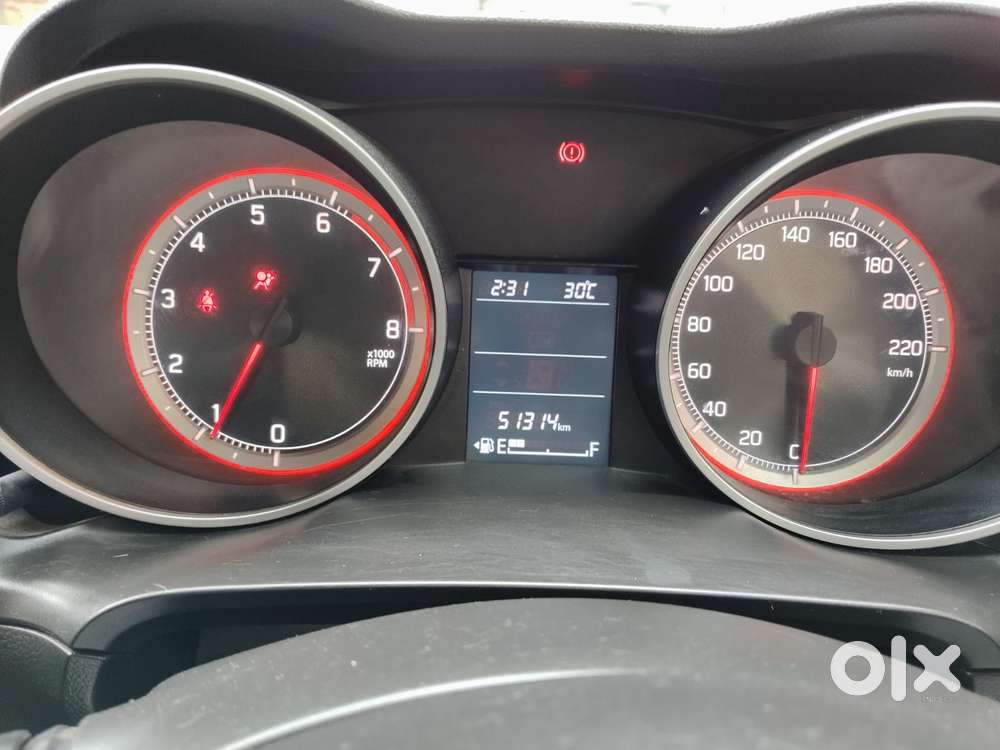Maruti Suzuki Swift Vvt Zxi, 2021, Petrol