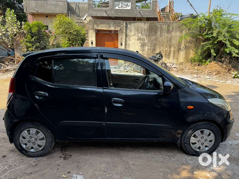 Old Is Gold I10 Magna Black
