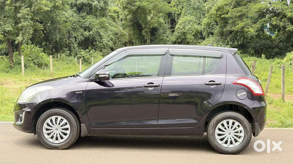 Maruti Suzuki Swift Vxi With Abs, 2016, Petrol