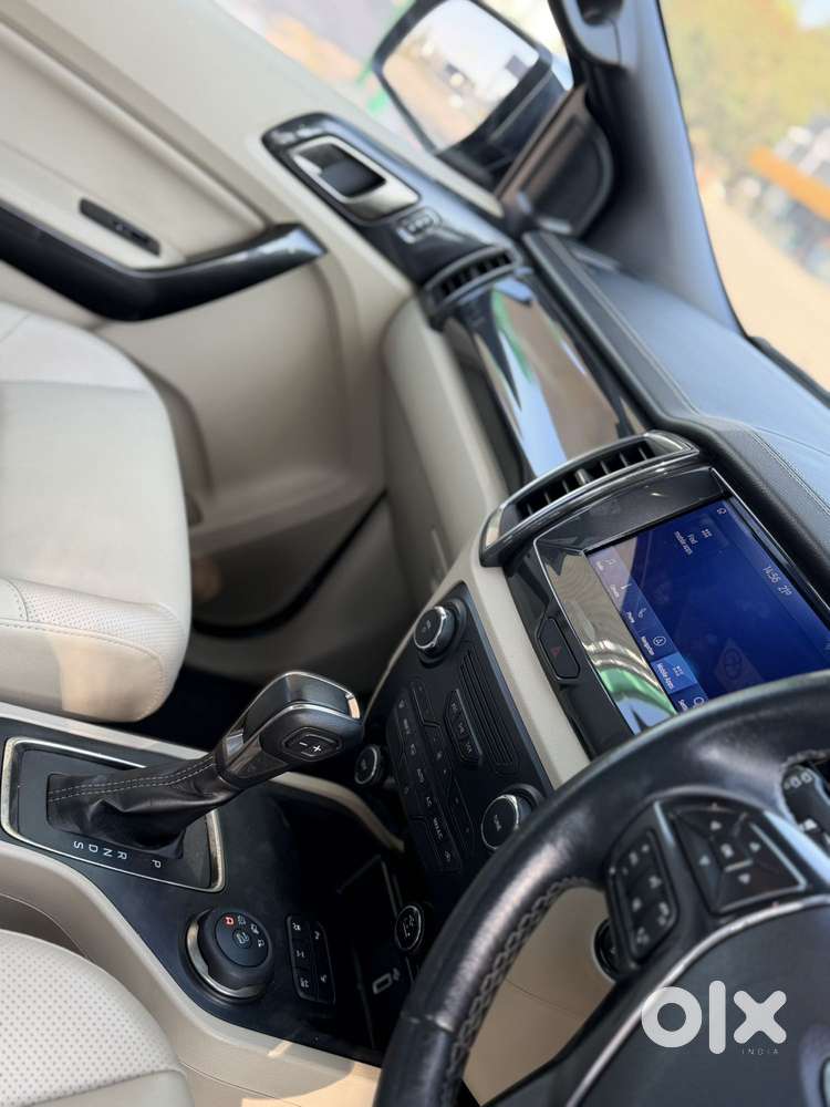 Ford Endeavour Titanium Plus 4x4, 2022, Diesel