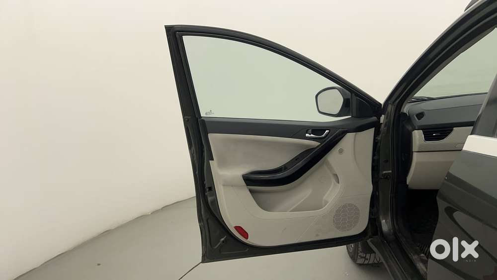 Tata Nexon 1.5 Revotorq Xz Plus (s), 2021, Diesel