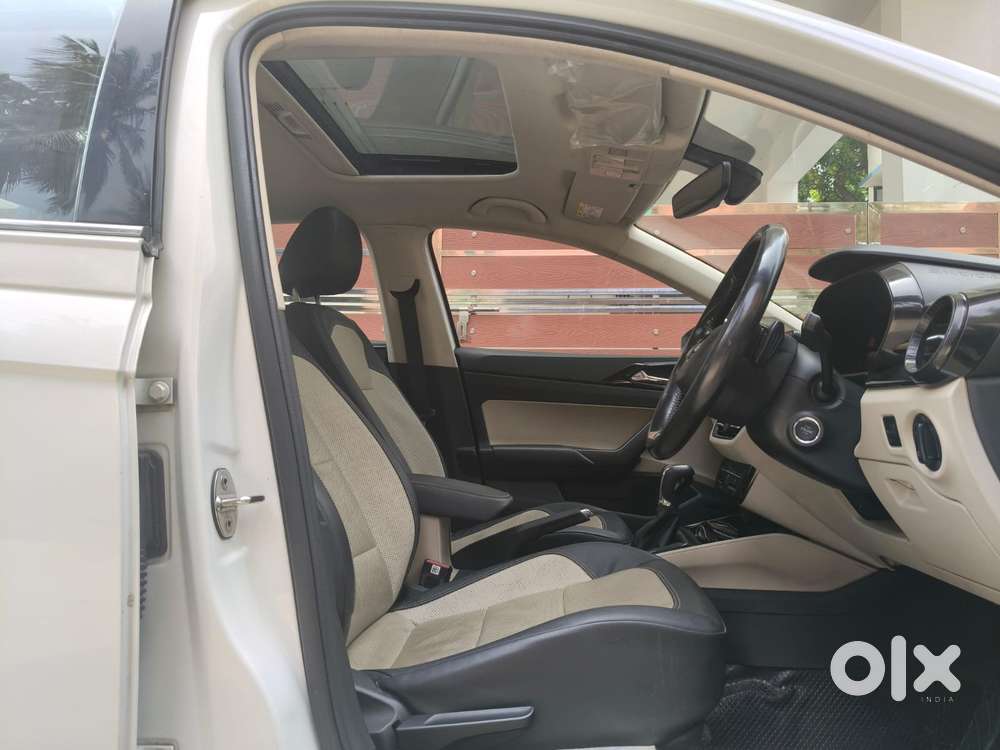 Skoda Slavia 1.0 Tsi Style, 2022, Petrol