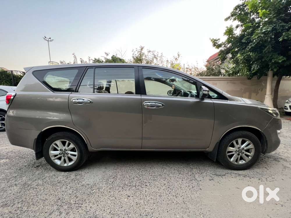 Toyota Innova Crysta 2017 Diesel Manual 2nd Owner