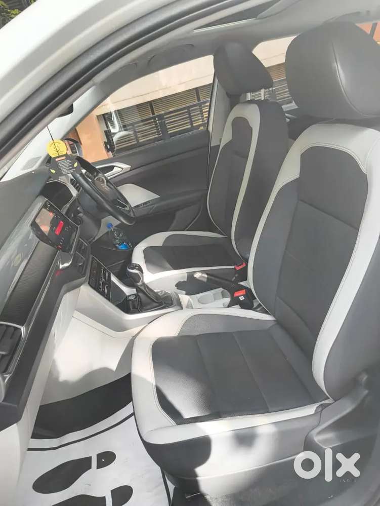 Volkswagen Taigun 2023 Petrol 32000 Km Driven
