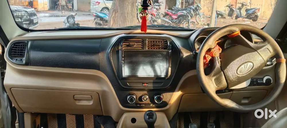 Mahindra Tuv 300 2016 Diesel 115000 Km Driven