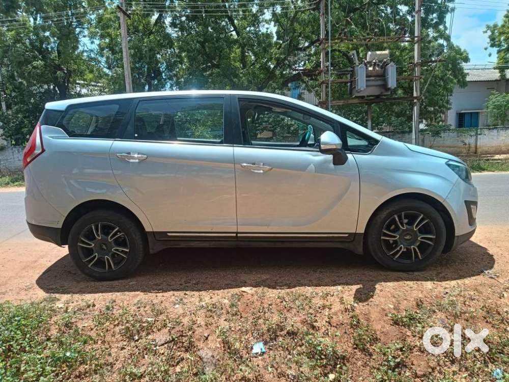 Mahindra Marazzo M8 8str, 2021, Diesel