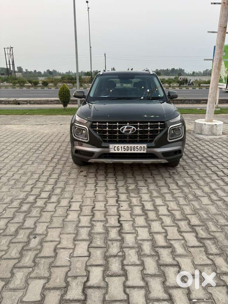 Hyundai Venue 2020 Petrol 53000 Km Driven