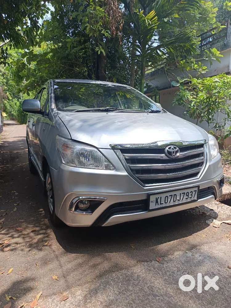Toyota Innova Diesel 2014