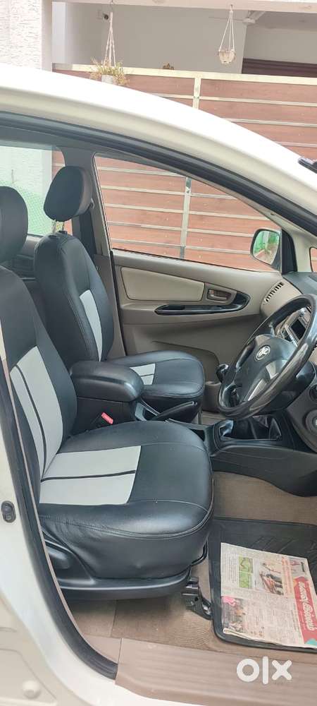Toyota Innova 2.5 V 7 Str, 2015, Diesel