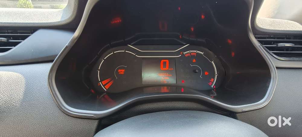 Renault Triber Rxl, 2022, Petrol