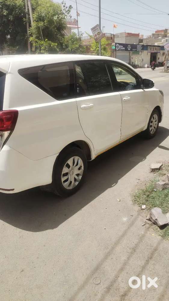 Toyota Innova Crysta 2020 Diesel 220000 Km Driven