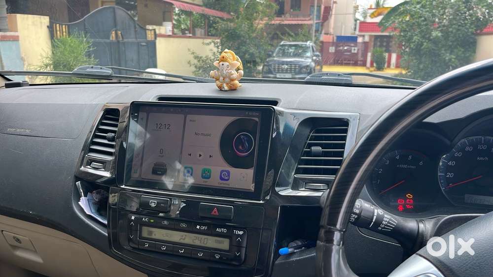 Toyota Fortuner 4x2 Manual, 2014, Diesel