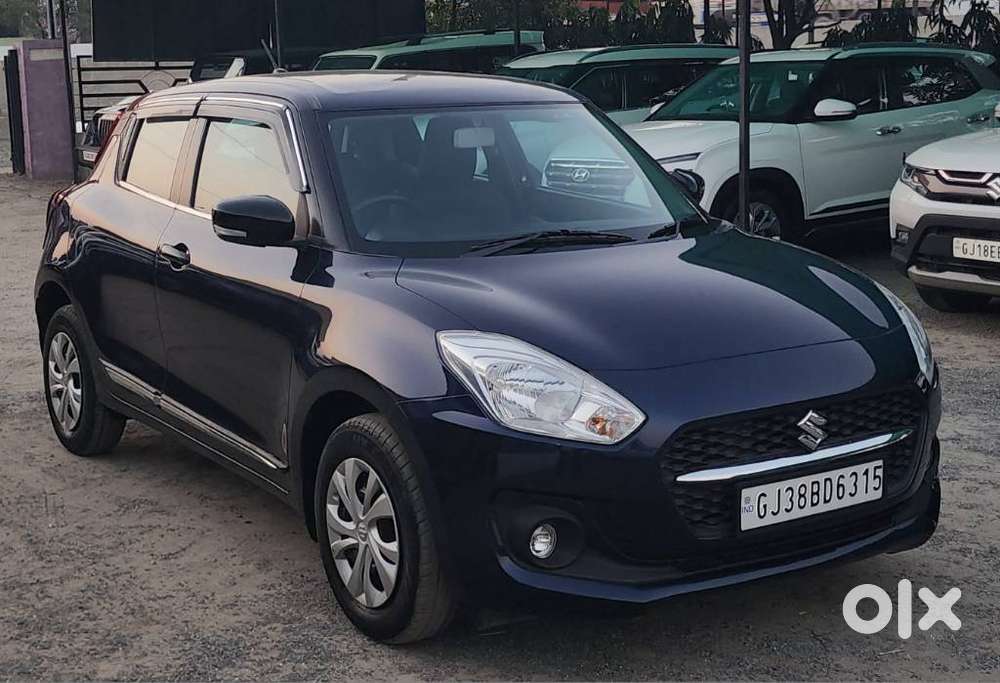 Maruti Suzuki Swift Vxi + Manual, 2022, Petrol