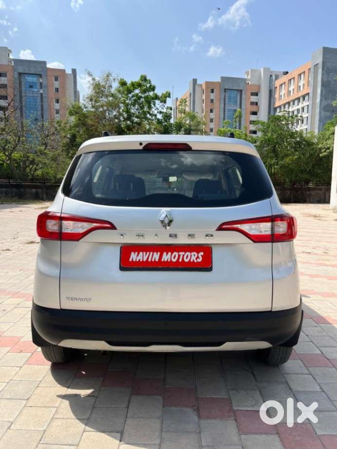 Renault Triber Rxt, 2021, Petrol