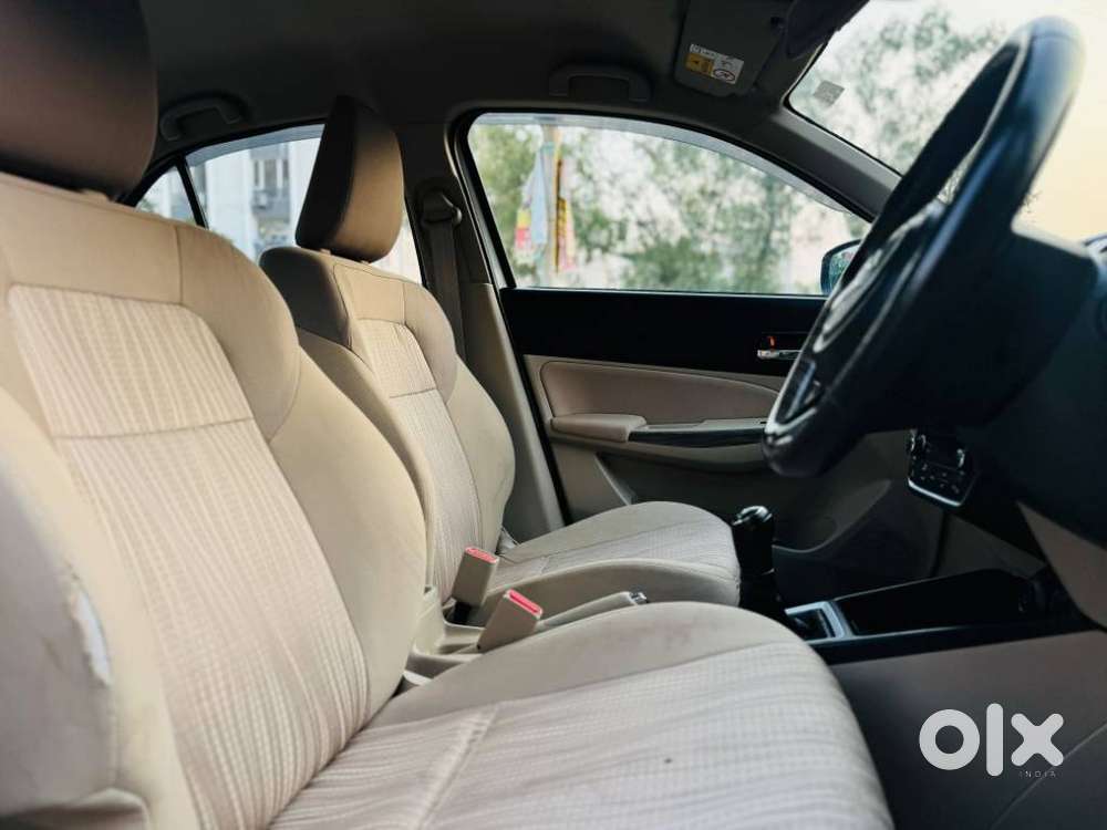 Maruti Suzuki Swift Dzire Zxi + Mt, 2023, Petrol