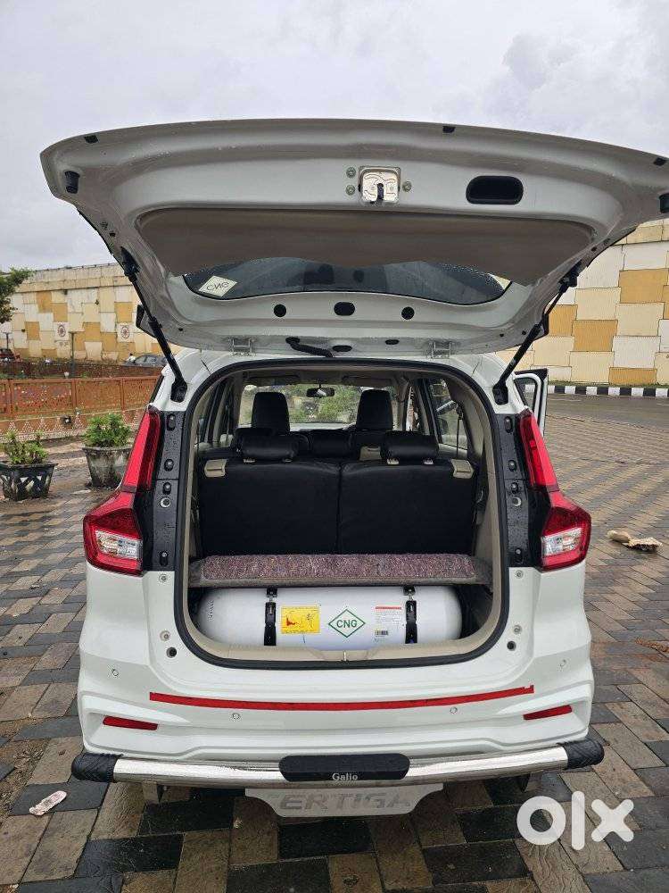 Maruti Suzuki Ertiga 1.4 Vxi Cng Anniversary Edition, 2026, Cng & Hy..