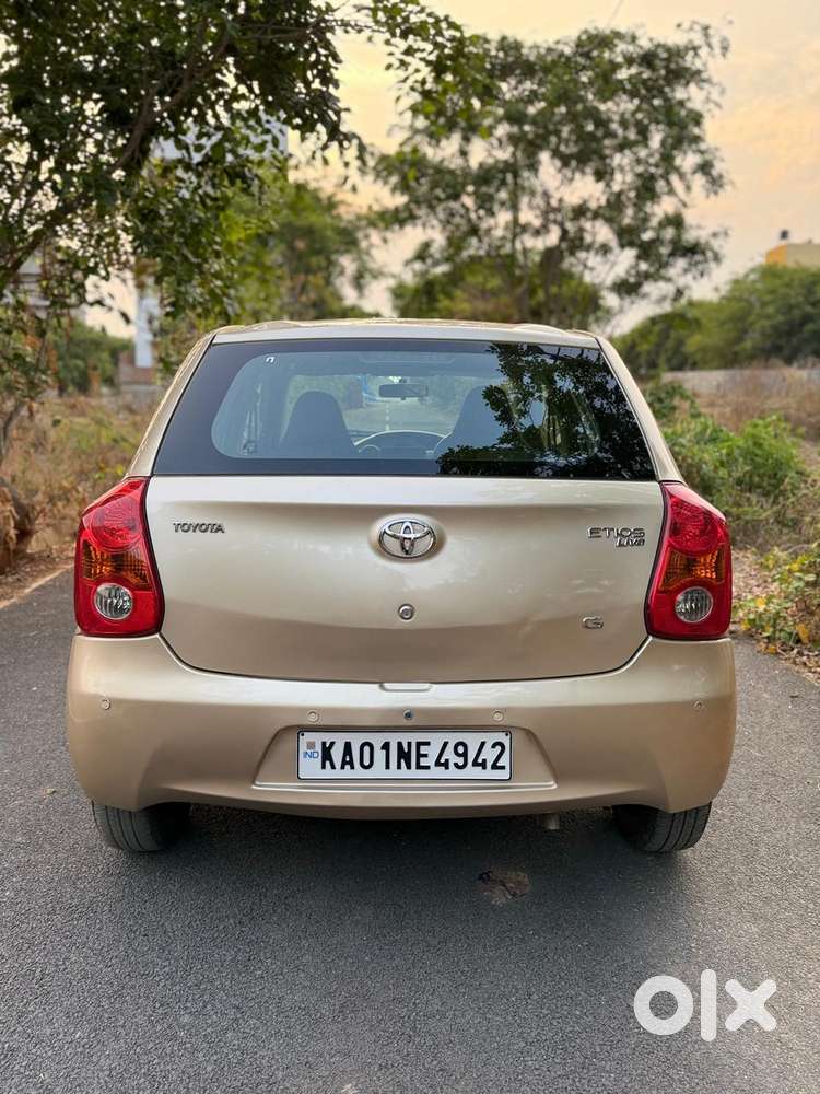 Toyota Etios Liva 2011-2012 G, 2012, Petrol