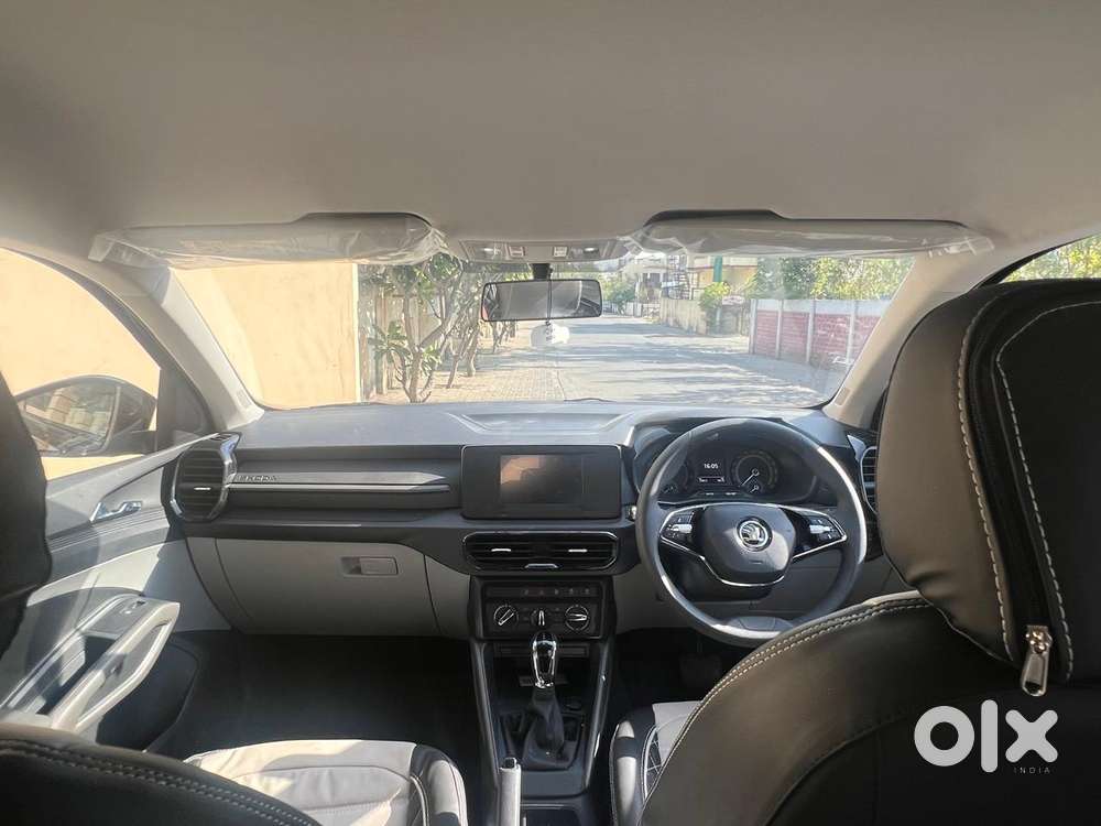 Skoda Kylaq Signature At, 2025, Petrol