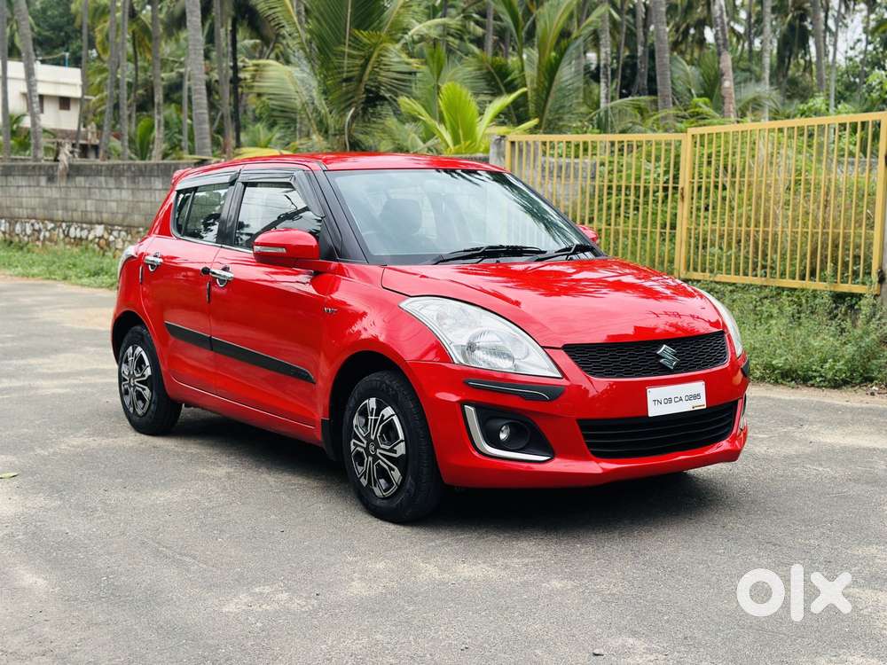 Maruti Suzuki Swift Vxi Abs Bsiv, 2015, Petrol