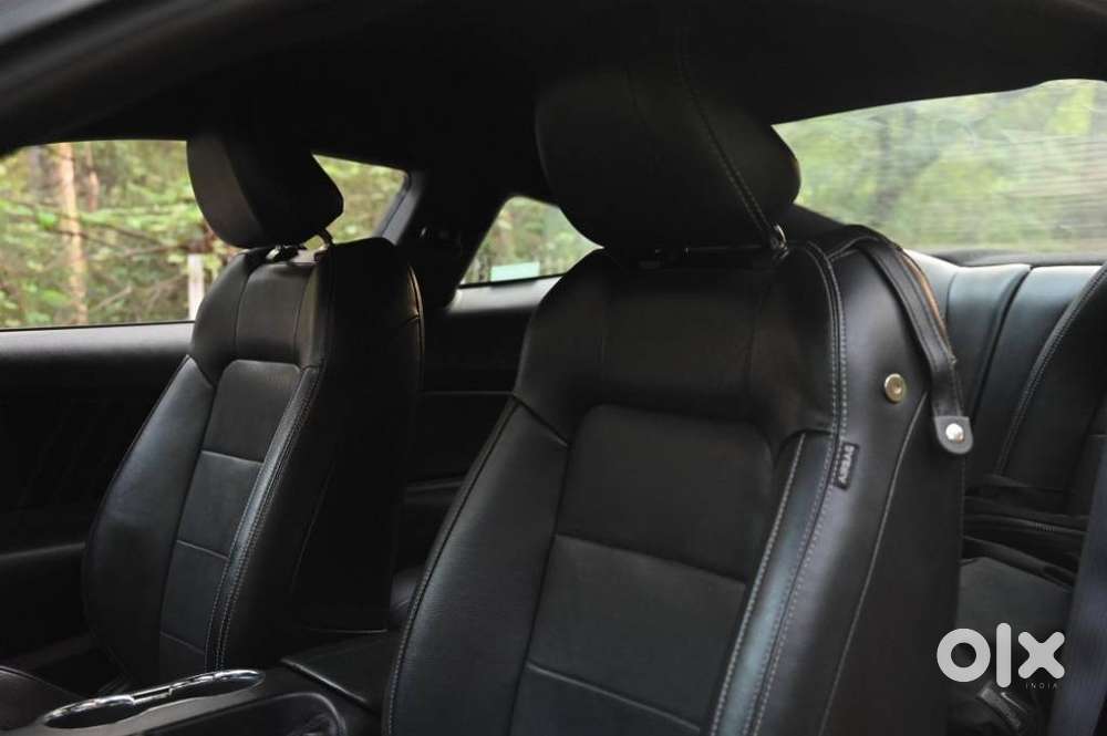 Ford Mustang V8, 2019, Petrol