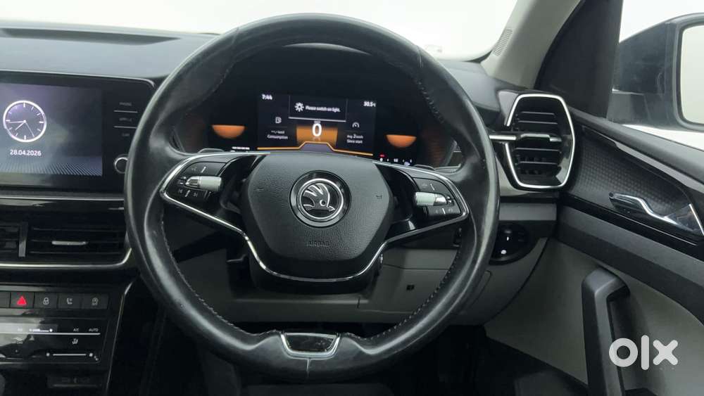 Skoda Kushaq Style 1.0l Tsi At, 2022, Petrol