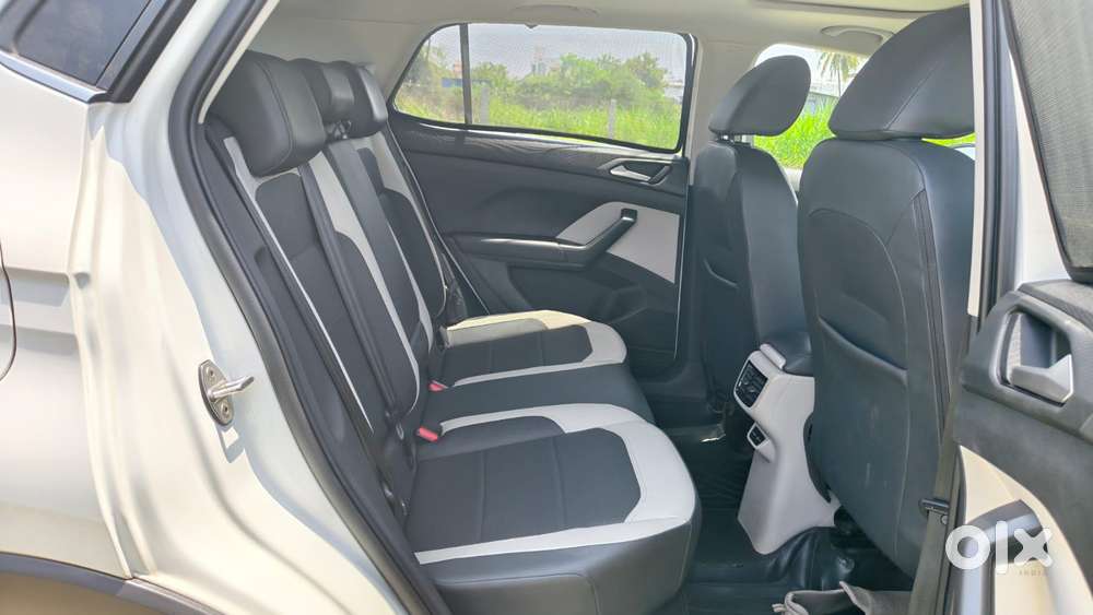 Volkswagen Taigun 1.0 Tsi Highline At, 2023, Petrol