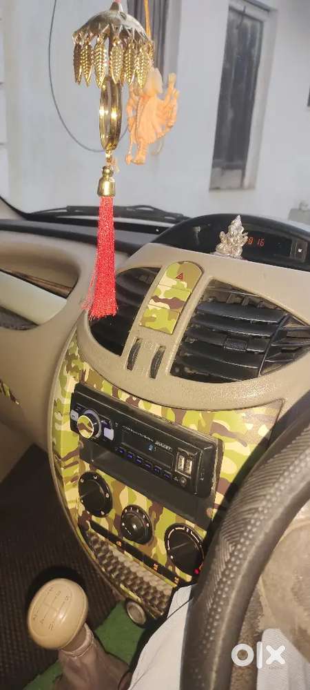 Mahindra Xylo 2017