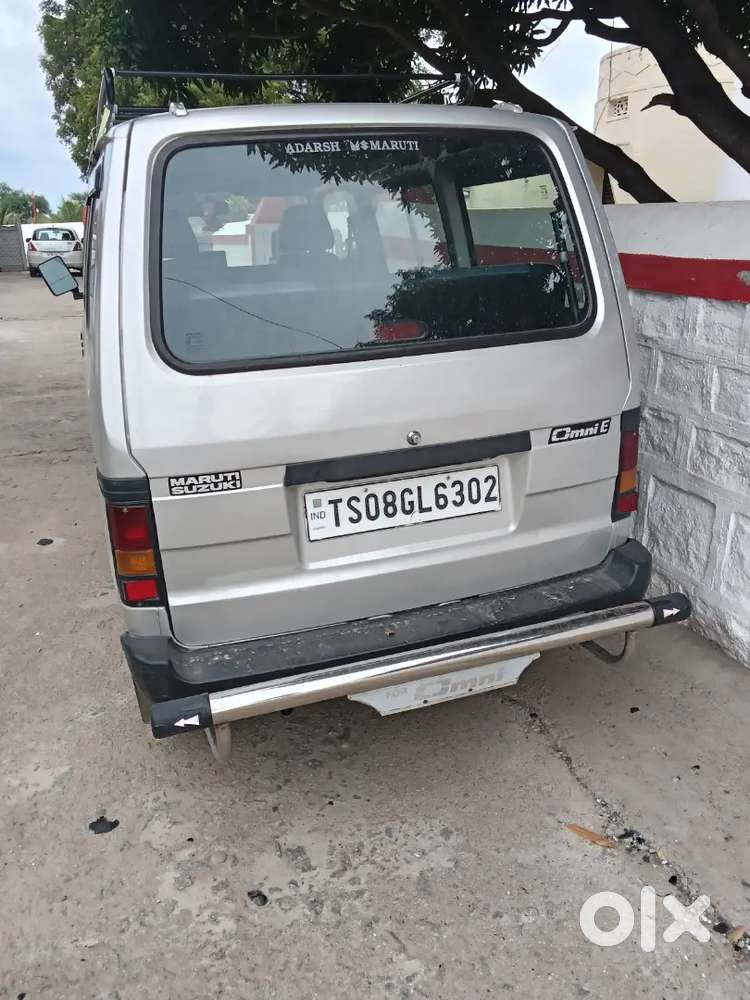 Suzuki Omni 8 St