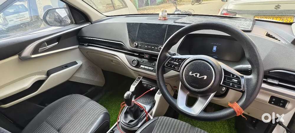 Kia Carens 1.5 Premium 2023