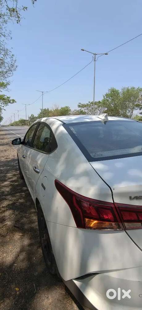 Hyundai Verna 1.5 Sx Petrol Manual 2023