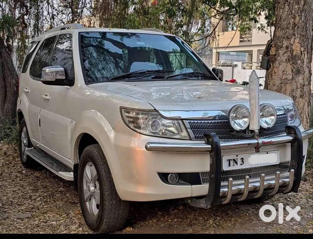 Tata Safari Storme Vx Pearl White