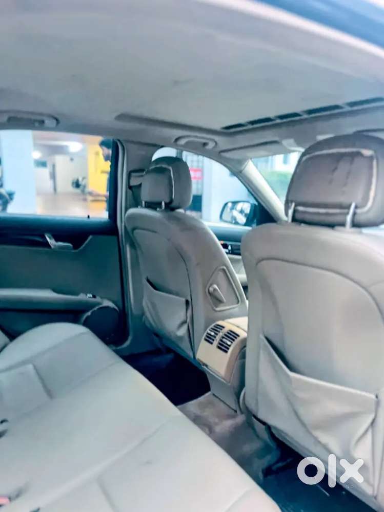 Mercedes-benz C-class 2010 Petrol Well Maintained