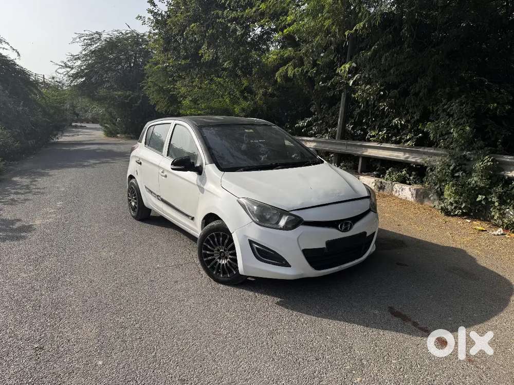 Hyundai I20 Asta 2012 Manual