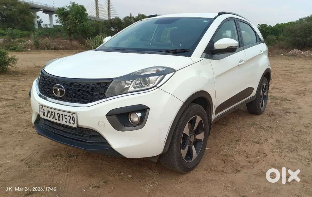 Tata Nexon Xz Plus (hs), 2017