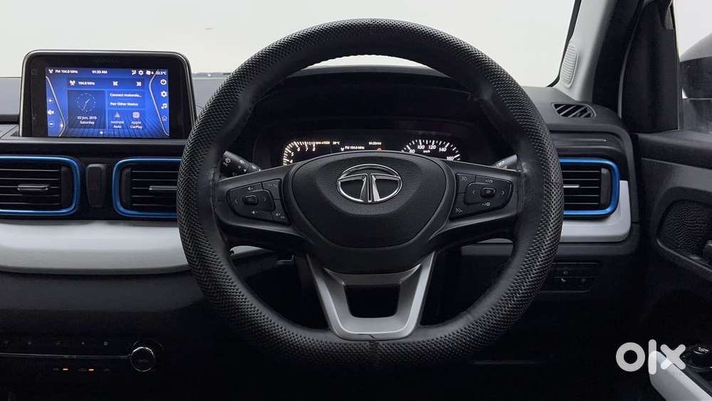 Tata Punch 1.2 Revotron Creative Dual Tone, 2023, Petrol