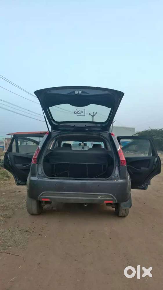 Ford Figo 2010 Petrol 100000 Km Driven Fc Insurance Nil