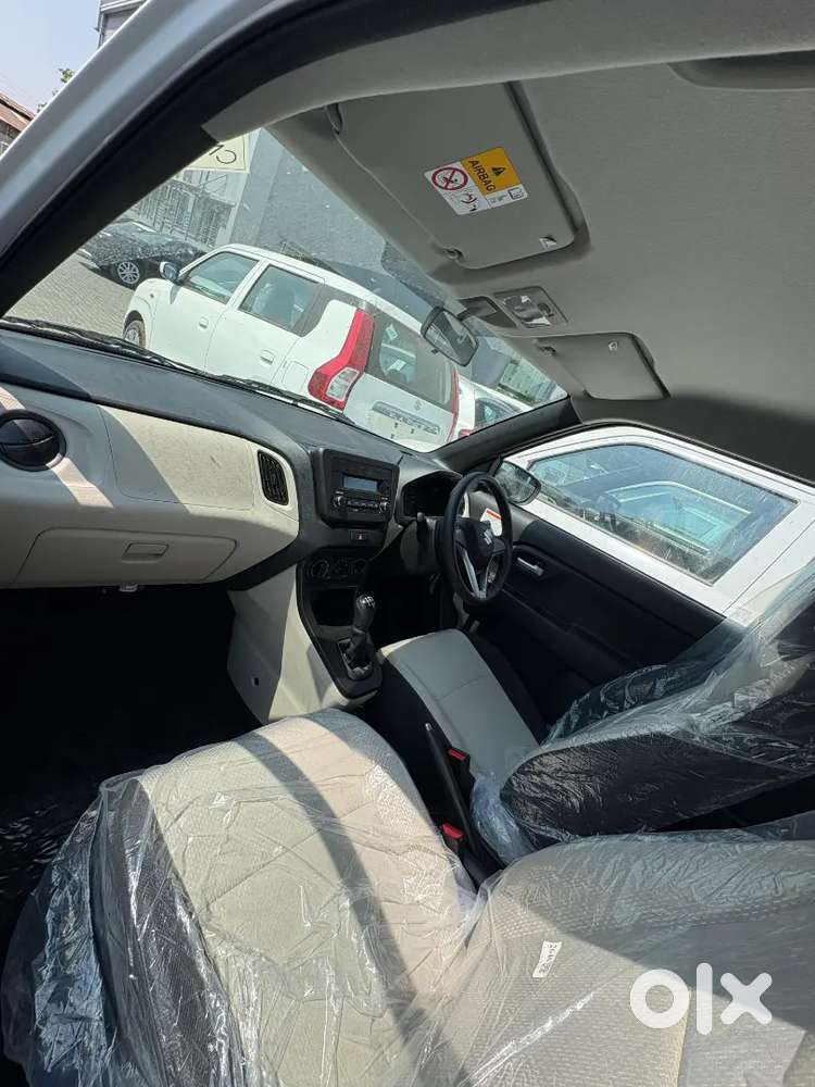 Maruti Suzuki Wagon R 1.0 2026
