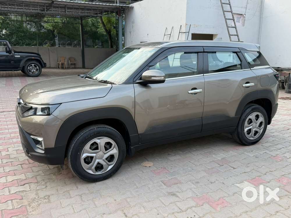 Maruti Suzuki Brezza Petrol Well Maintained