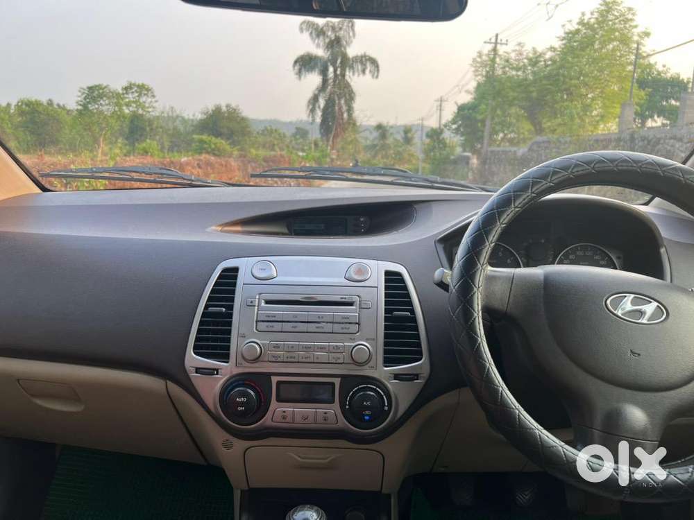 Hyundai I20 2010 Petrol New Papers