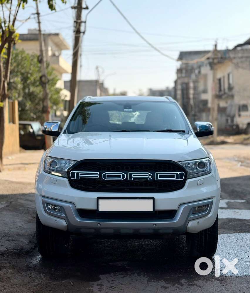 Ford Endeavour 3.2 Titanium At 4x4, 2016, Diesel