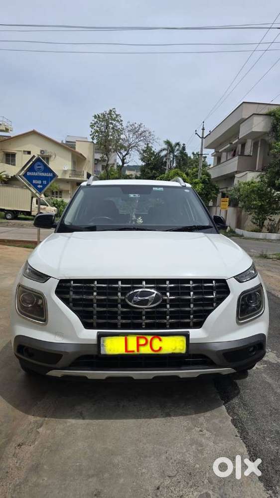 Hyundai Venue 1.0 Sx Turbo Imt, 2020, Petrol