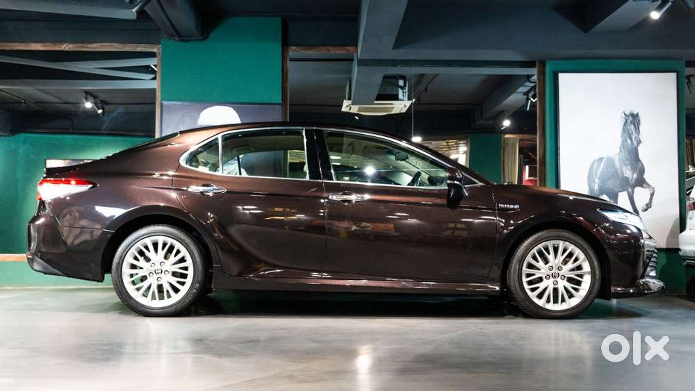 Toyota Camry Hybrid, 2020, Petrol
