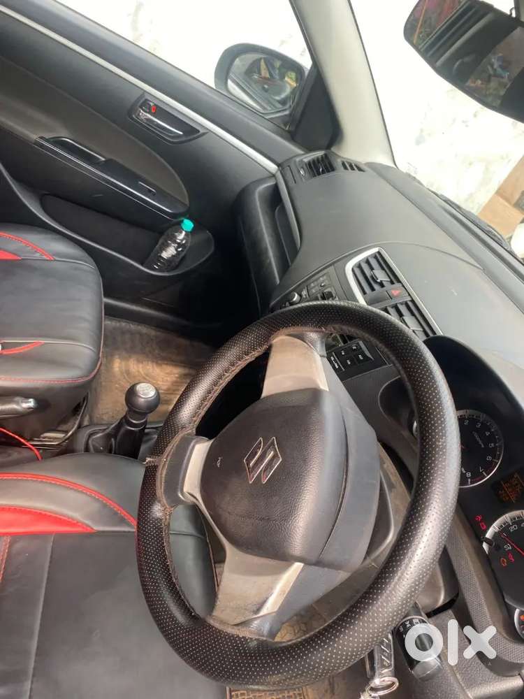 Maruti Suzuki Swift 2015 Petrol 82000 Km Driven