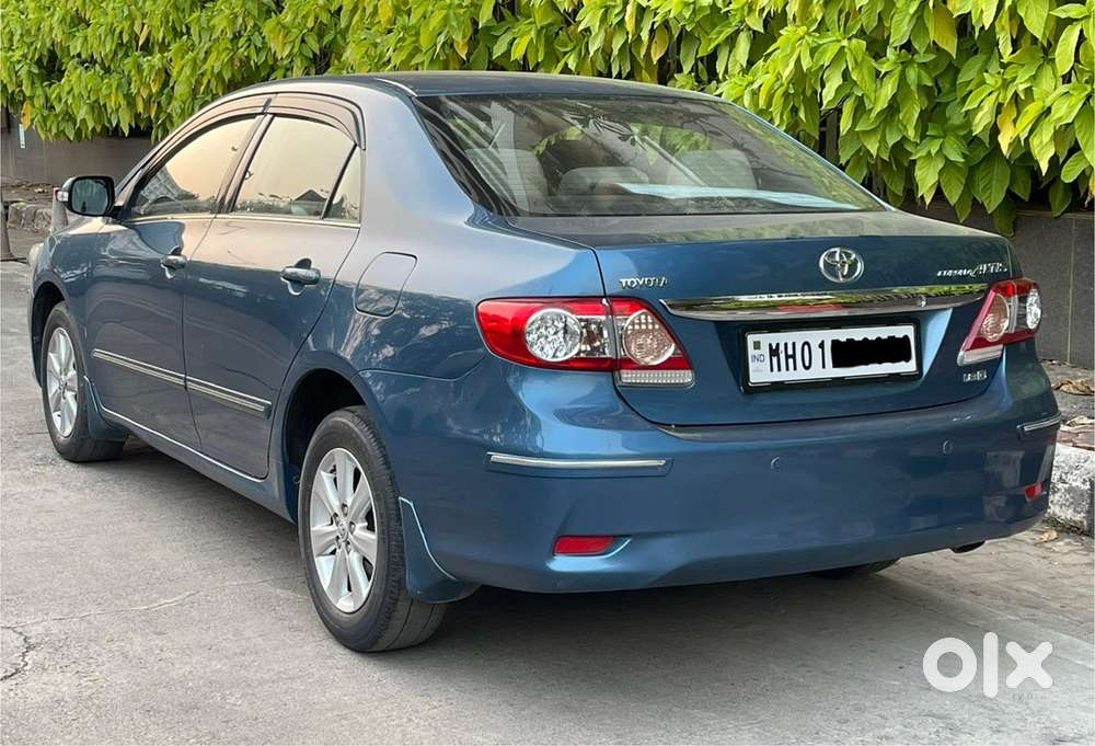Toyota Corolla Altis 2012