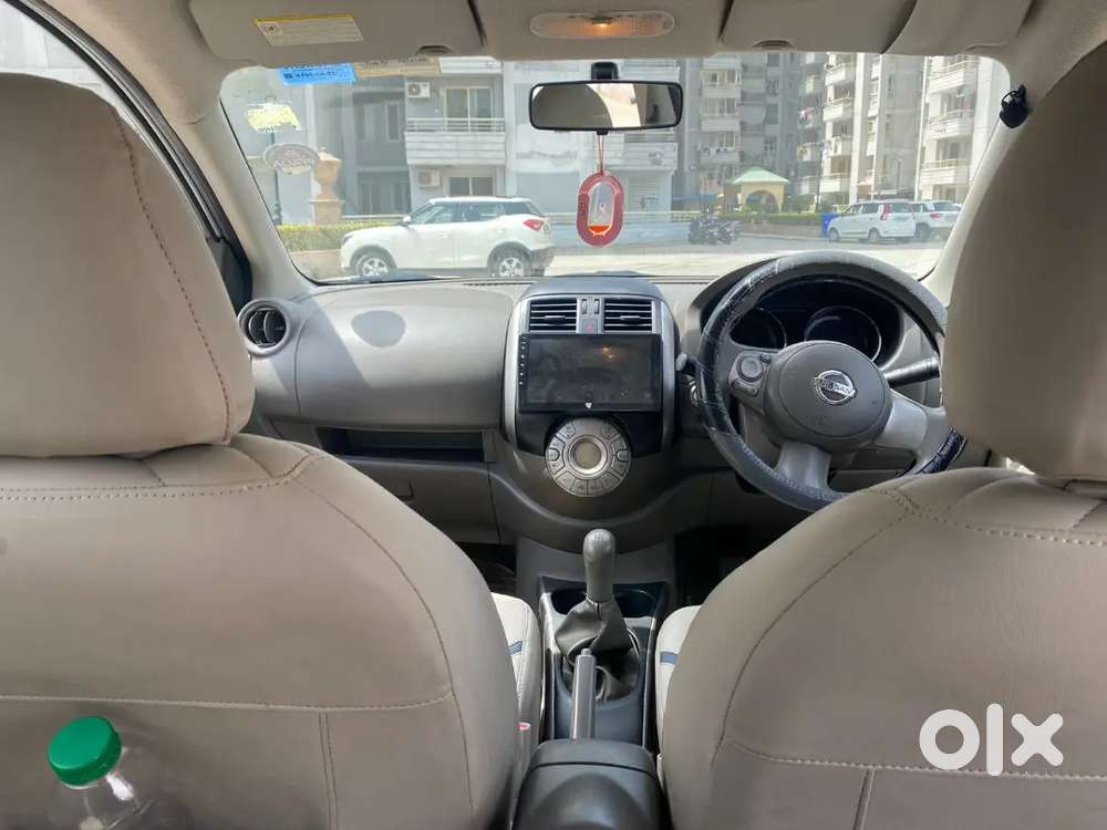 Nissan Sunny Premium Pack 2015