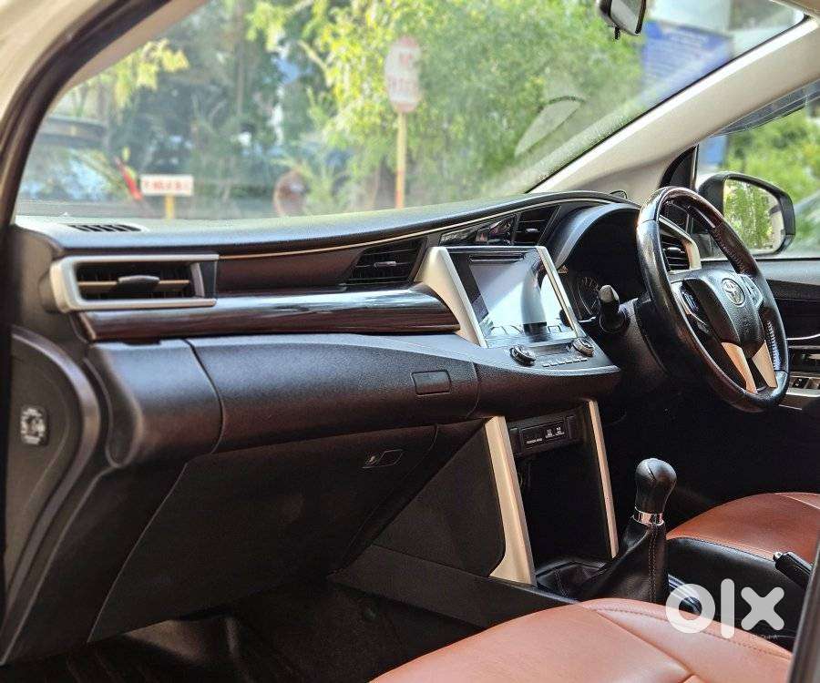 Toyota Innova Crysta 2.4 Vx Mt, 2019, Diesel