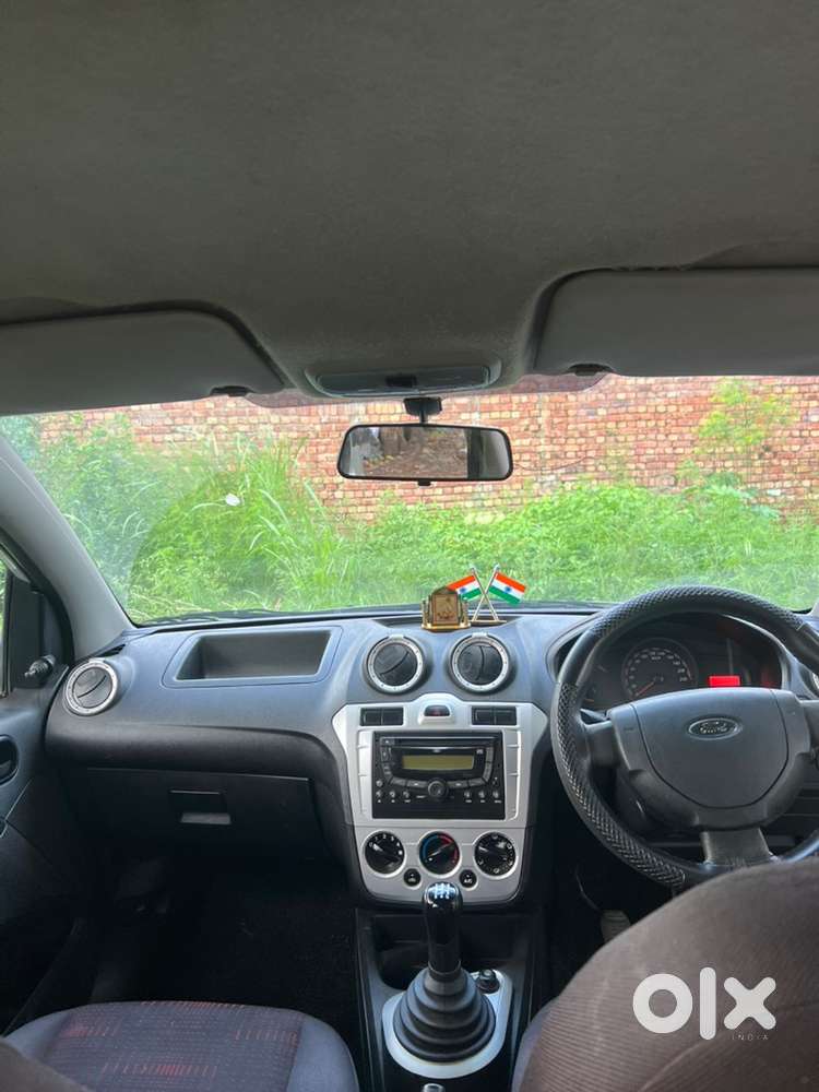 Ford Figo 2011 Diesel 76000 Km Driven