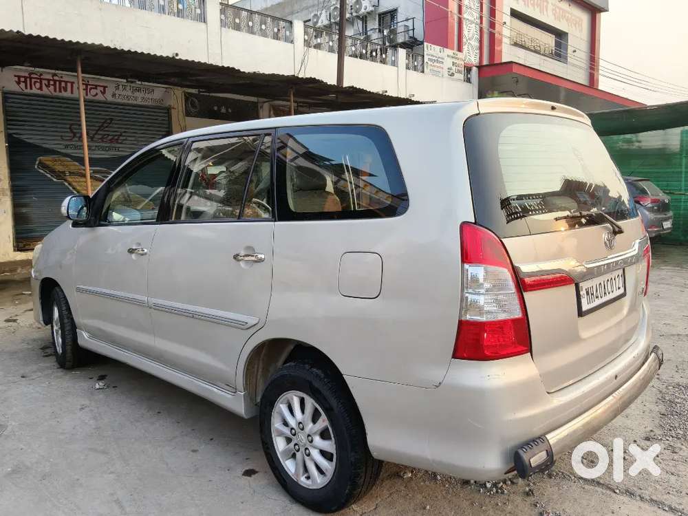 Toyota Innova Well Maintained 2013