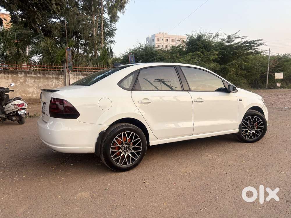 Volkswagen Vento 2013-2015 1.6 Highline, 2013, Diesel